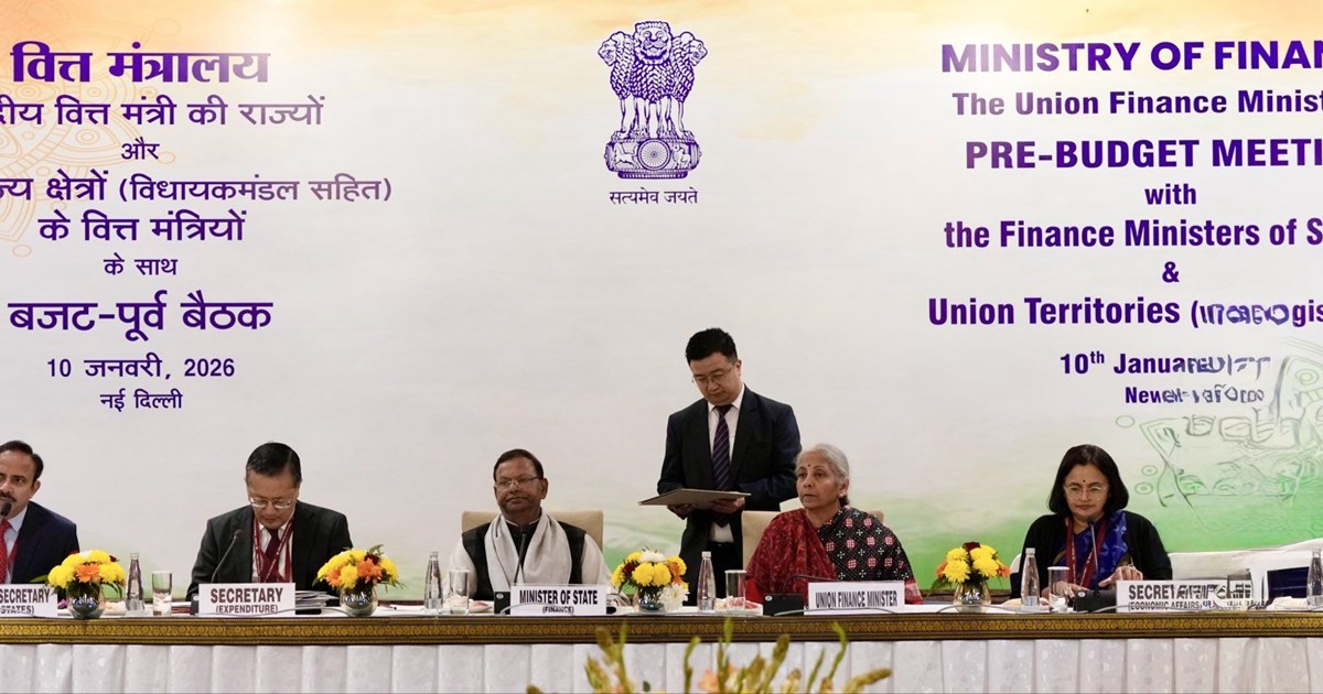 State finance ministers are meeting in Delhi to discuss the 