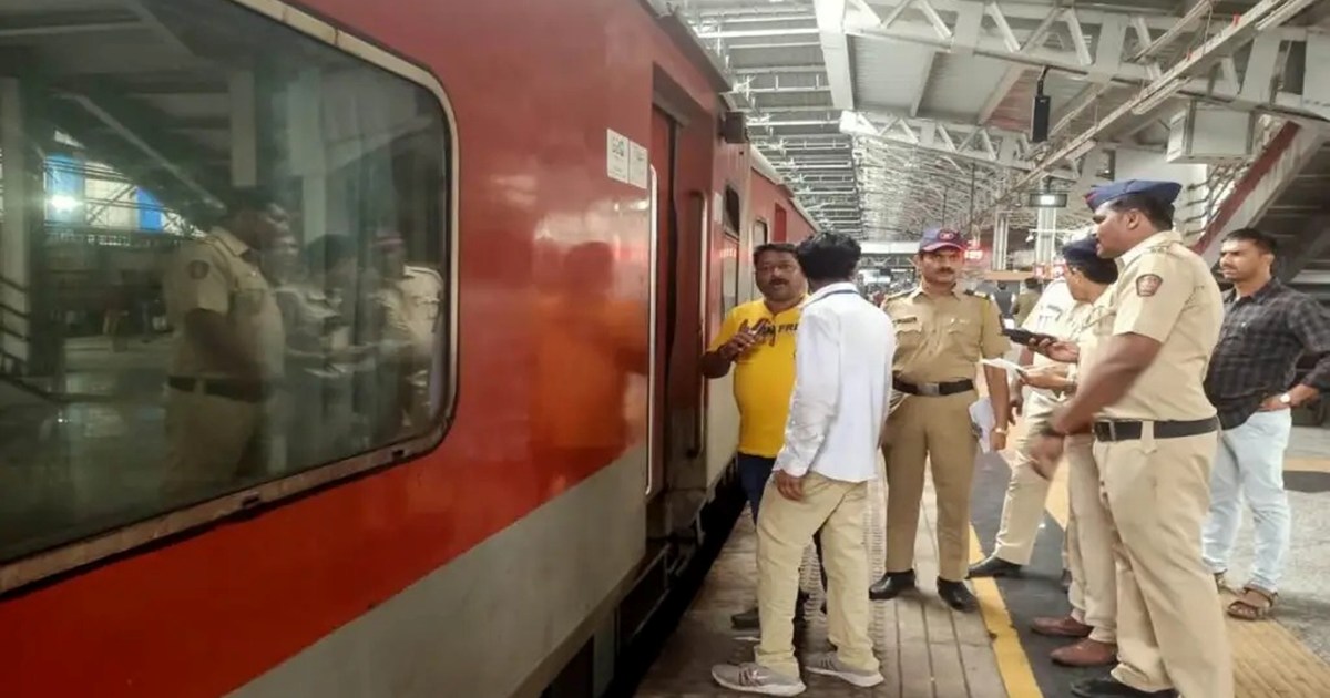 firing-in-mumbai-passenger-train-four-killed-including-rpf