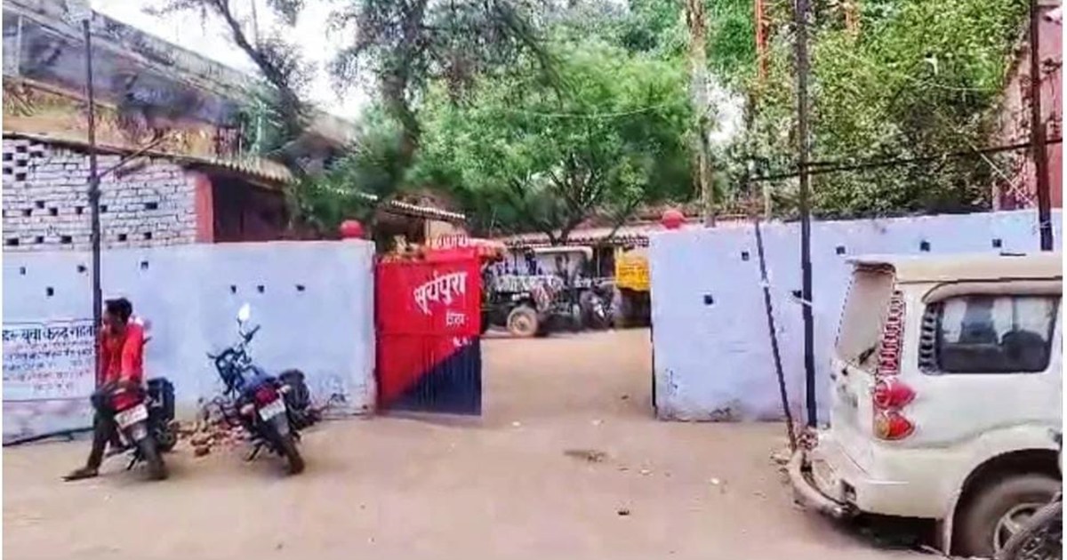 Two friends fell in love with each other, got married secret