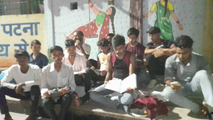 patna university hostels seal students do study at ganga gha