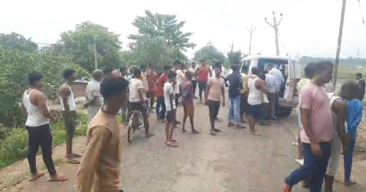 A person was beaten to death in broad daylight in Patna