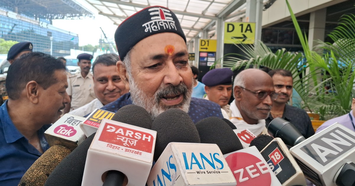 Kendriy mntri giriraj singh ka byan