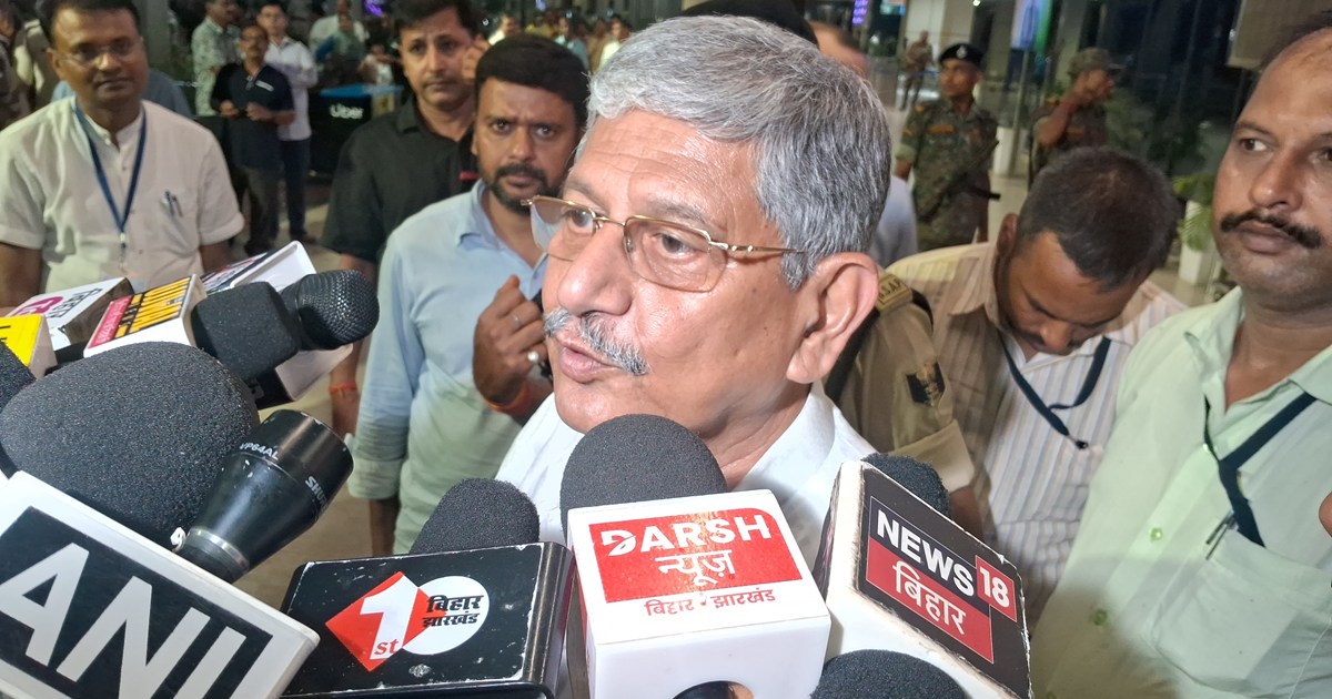 Kendriy mntri laln singh ka tejasvi pr byan