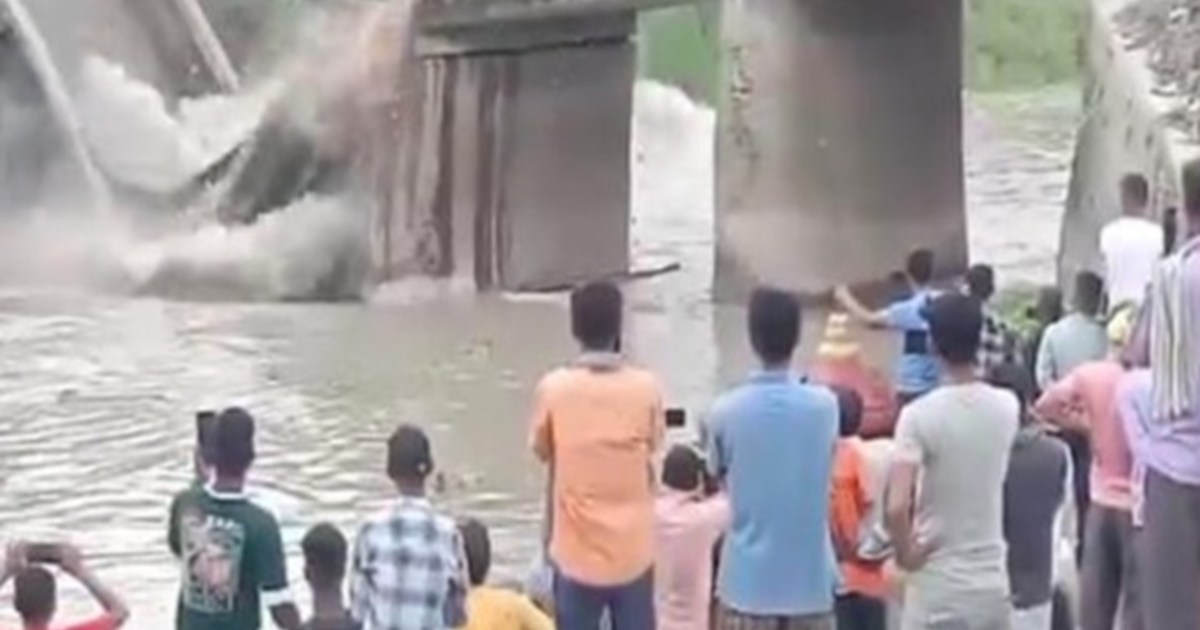 Now bridges have collapsed in Siwan and Chhapra too