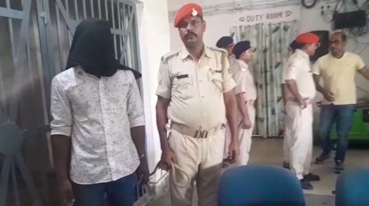 Girlfriend's brother killed her boyfriend in Bagaha Girlfriend's brother killed her boyfriend in Bagaha