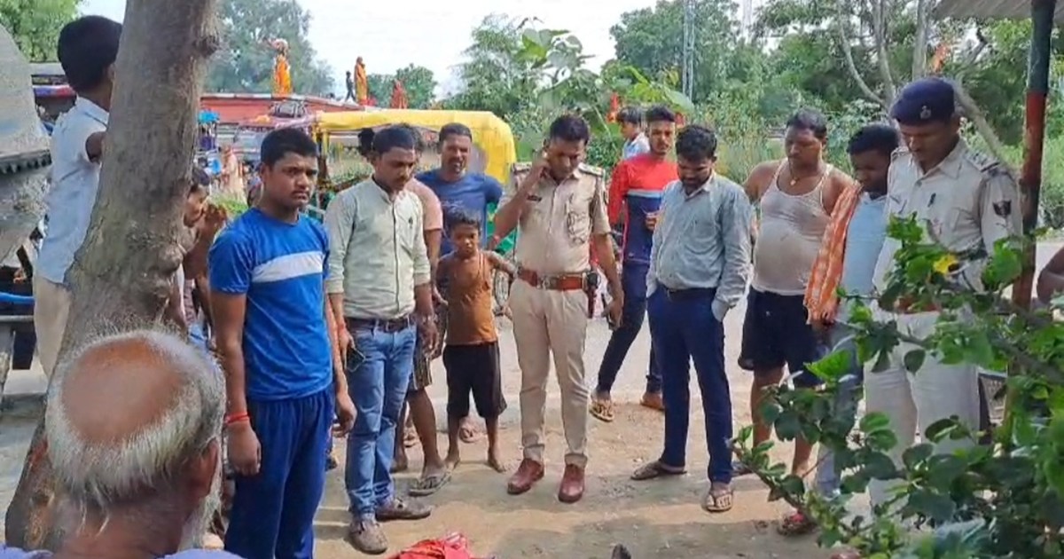Humanity shamed, newborn baby found in a bush in Samastipur