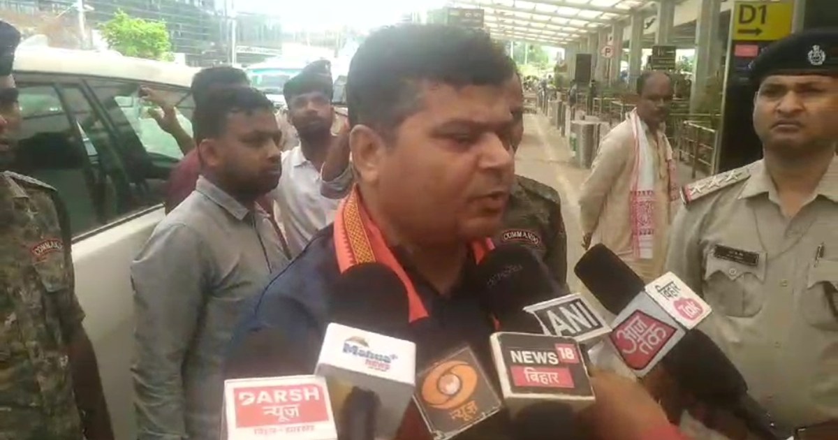 Kendriy mntri raj bhushn nishad ka byan