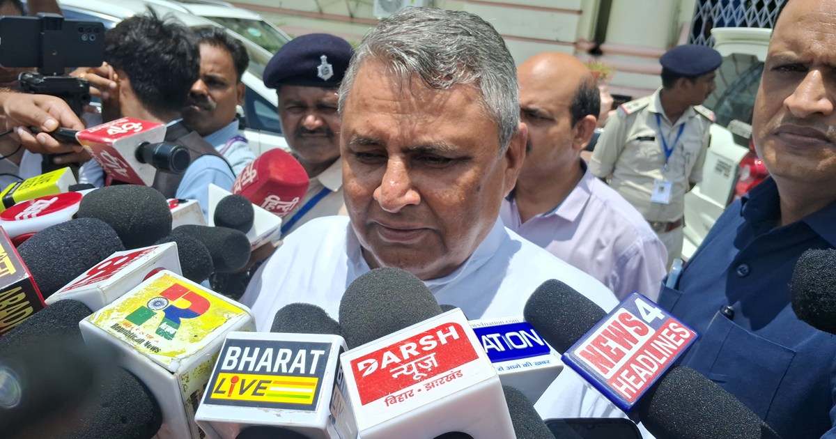 Mntri vijy chaudhri ka byan