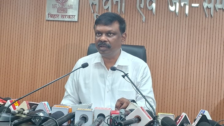 Bihar mntriprishd ki baithk me 27aejenda pr lgi muhar Bihar mntriprishd ki baithk me 27aejenda pr lgi muhar