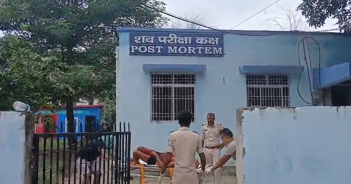 The lover killed 3 people including his girlfriend and her f