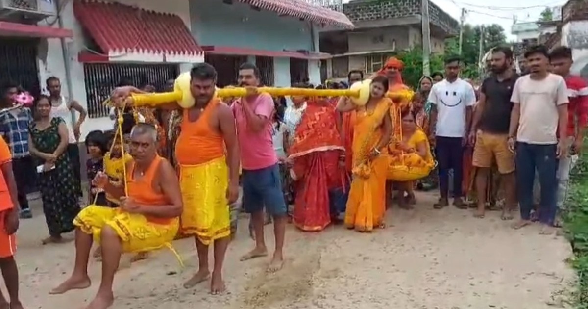 Jehanabad's sandalwood saffron garment Shravan Kumar