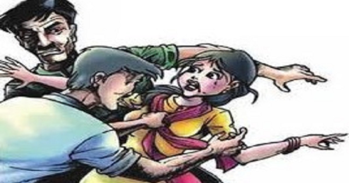 A lover madly in love with a girl kidnapped her at gunpoint