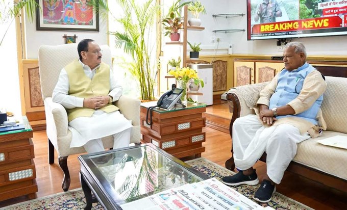 Jitan Ram Manjhi met the Union Tourism and Health Minister a Jitan Ram Manjhi met the Union Tourism and Health Minister a