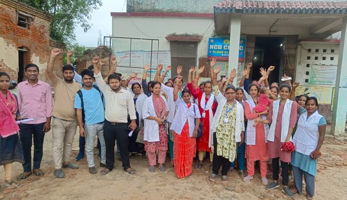 Breaking Thousands of ANMs of Bihar are going on indefinite Breaking Thousands of ANMs of Bihar are going on indefinite