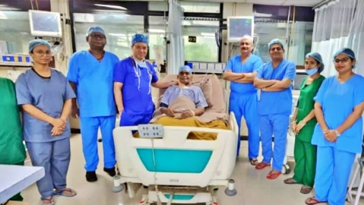 Amazing feat of IGIMS doctors, performed heart surgery witho Amazing feat of IGIMS doctors, performed heart surgery witho