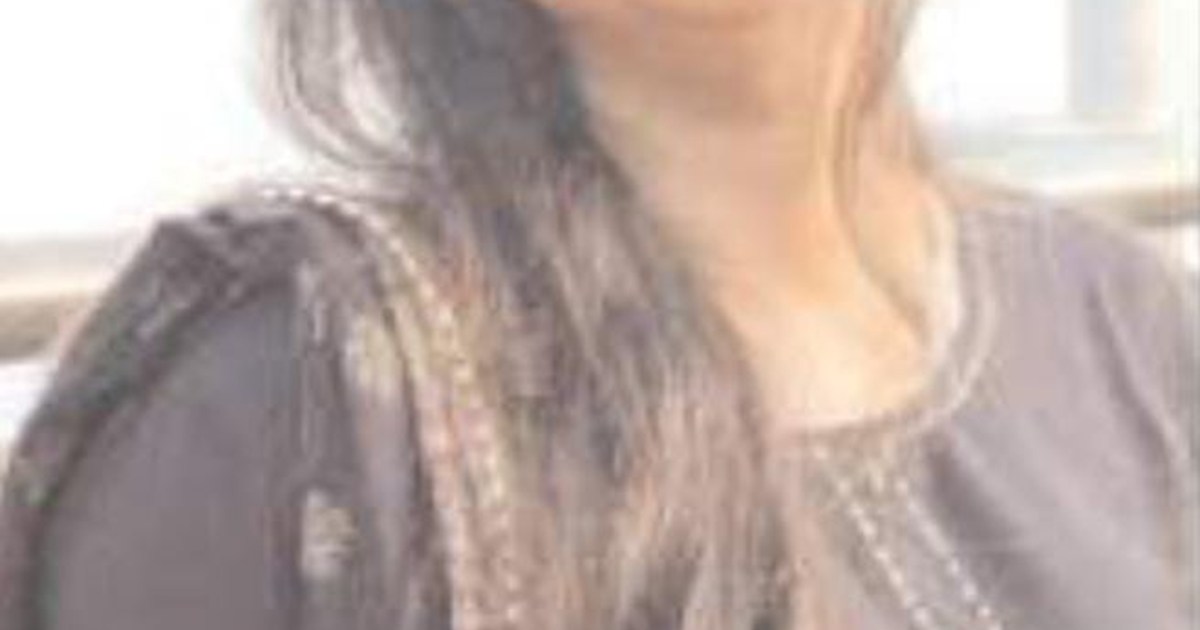 The girl married the boy by pretending to be an IAS officer 