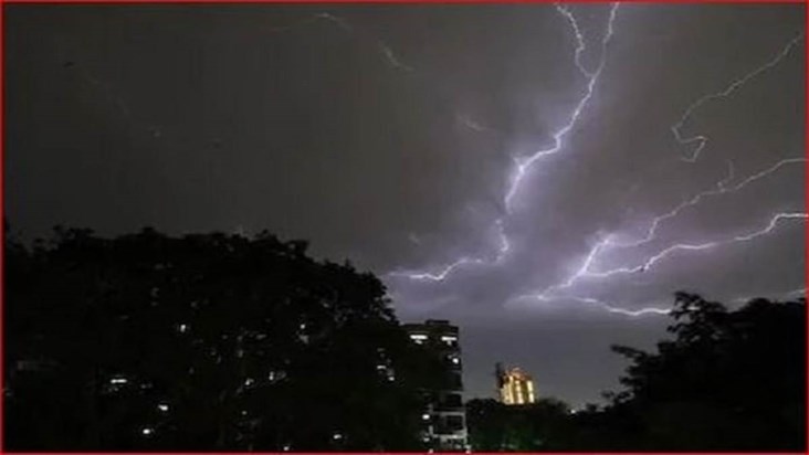 Lightning strikes three friends in Jehanabad, they die on th