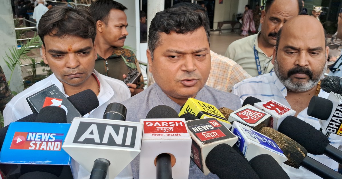 Kendriy mntri rajbhushn chaudhri Mukesh sahni ke pita ki hty