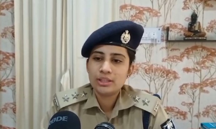 Patna police disclosed the robbery incident, three arrested 