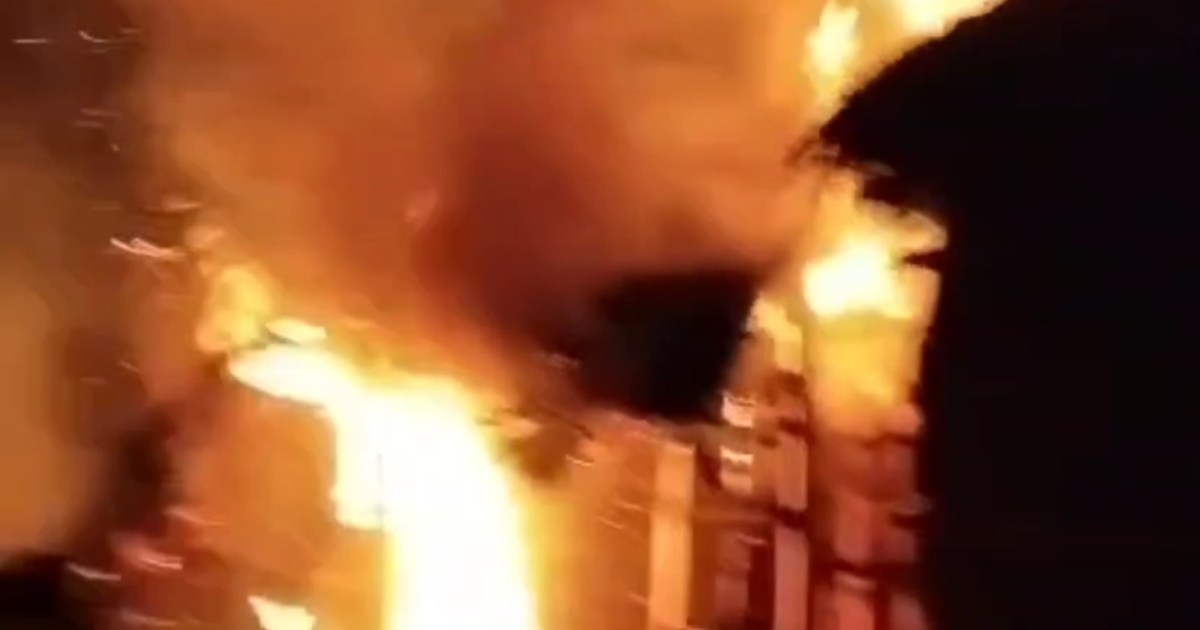 Three houses burnt to ashes in a fierce fire