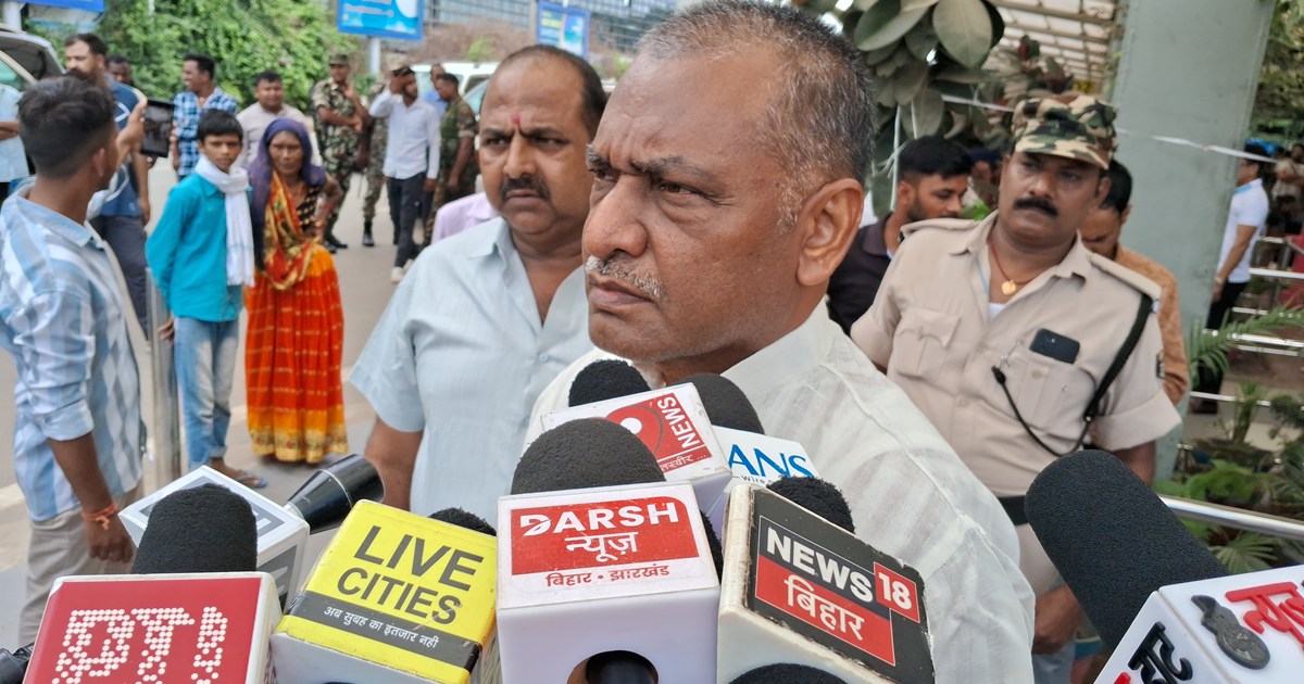 Congress prdesh adhyksh akhilesh singh ka bda byan