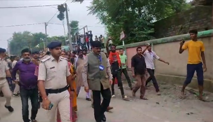 Ruckus during voting in Rupauli assembly by-election, police Ruckus during voting in Rupauli assembly by-election, police