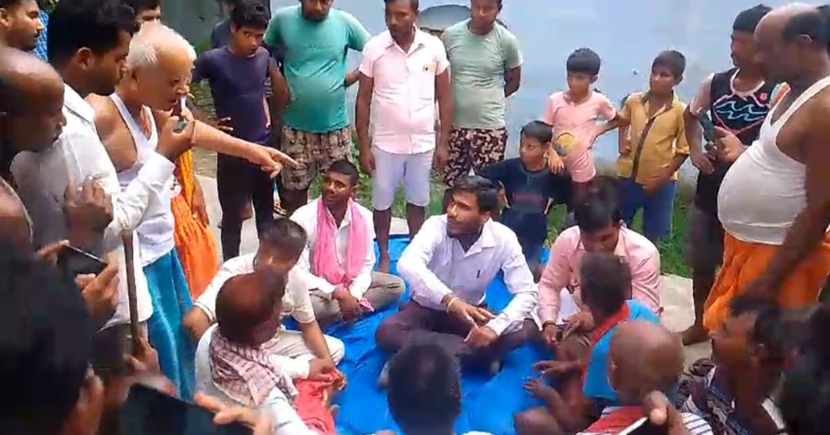 Villagers took hostage the MO who came to investigate in Mot