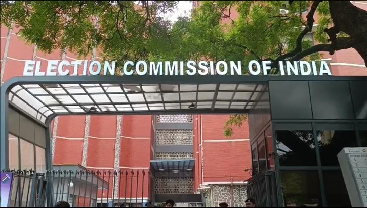 BJP reaches Election Commission regarding Bangladeshi infilt BJP reaches Election Commission regarding Bangladeshi infilt