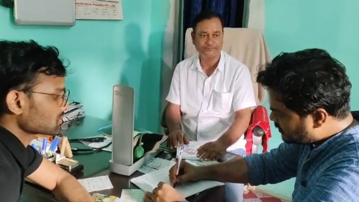 Raid on fake clinic in Sugauli, Motihari, uproar ensues