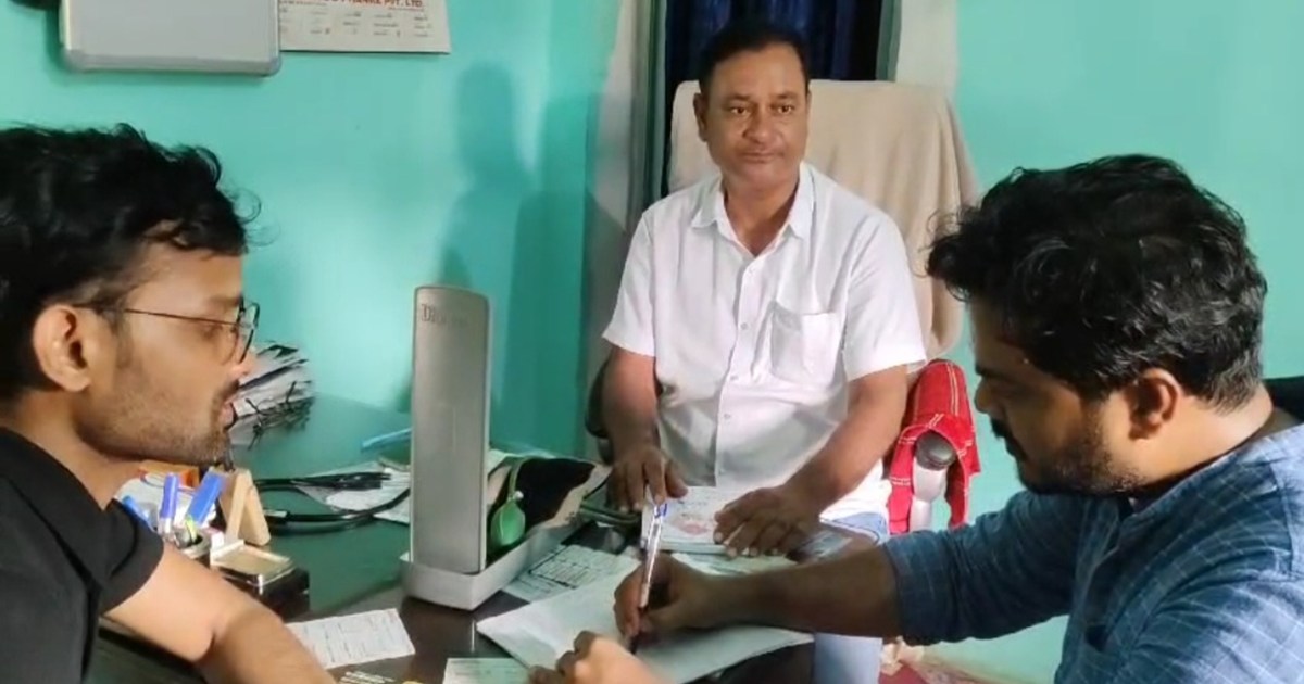 Raid on fake clinic in Sugauli, Motihari, uproar ensues