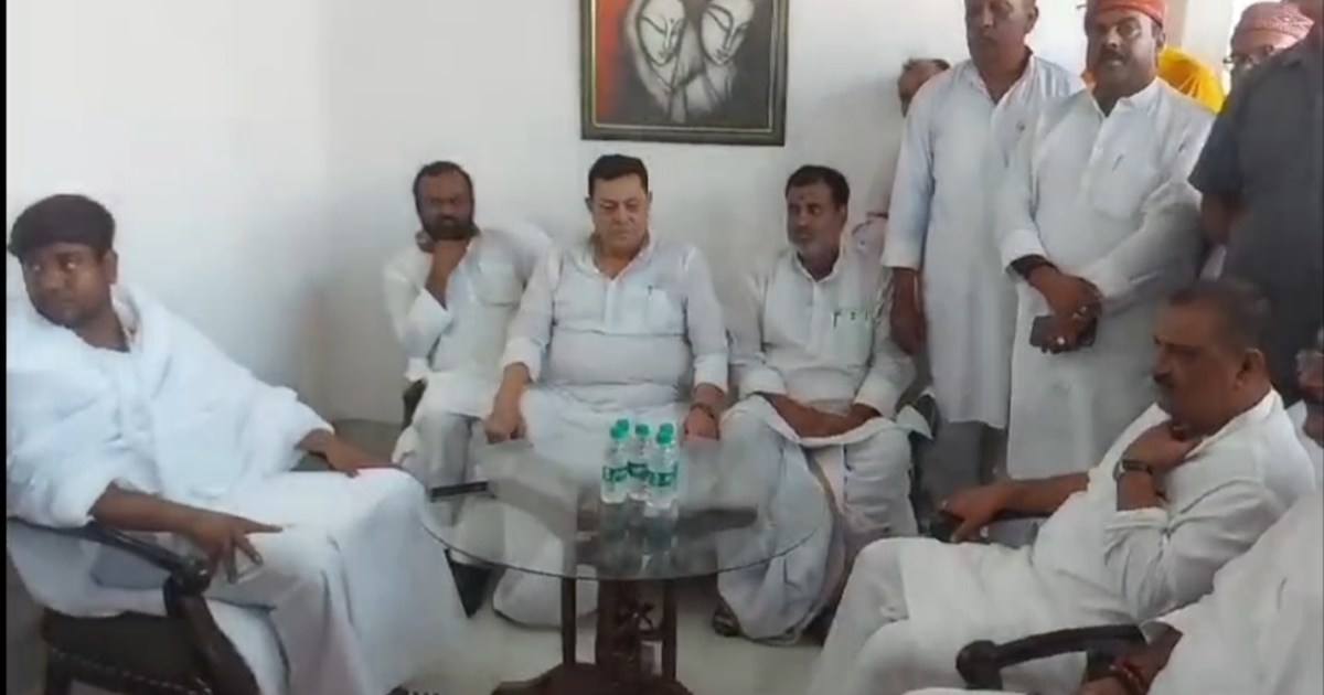 JDU leader Sanjay Jha met Mukesh Sahni, made a big announcem