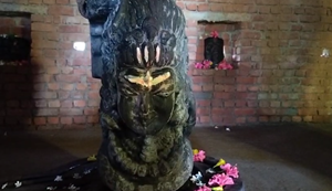 1500 saal purana Shiv mandir ke chabootra tootne se graminon mein naarazgi, mantri Jama Khan par aarop...