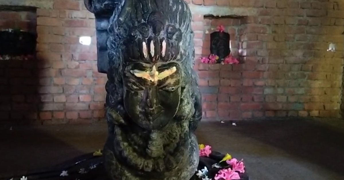 1500 saal purana Shiv mandir ke chabootra tootne se graminon