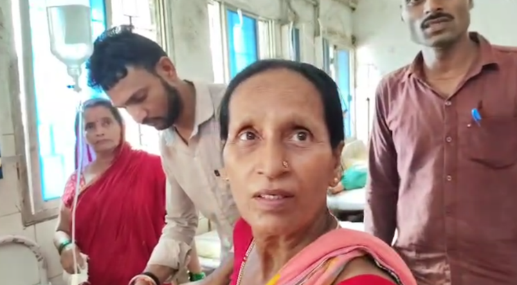 Bhishan garmi ke karan kai chhatraaye behosh, vidyalay mein 