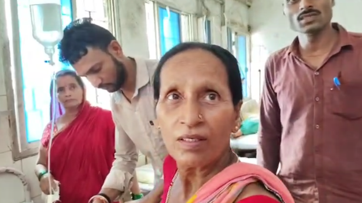 Bhishan garmi ke karan kai chhatraaye behosh, vidyalay mein 
