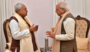 CM Nitish Kumar achanak pahunche Rajbhavan, Rajyapal Aarif Mohammad Khan se ki mulaqat, in muddon par charcha...