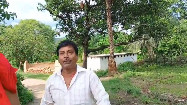 Jamui mein sharab peekar school pahunche headmaster, vidyala