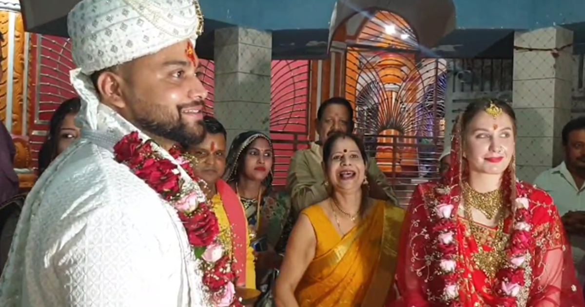 Videshi bahu aur Bharatiya sanskaron ki anokhi kahani : Kati