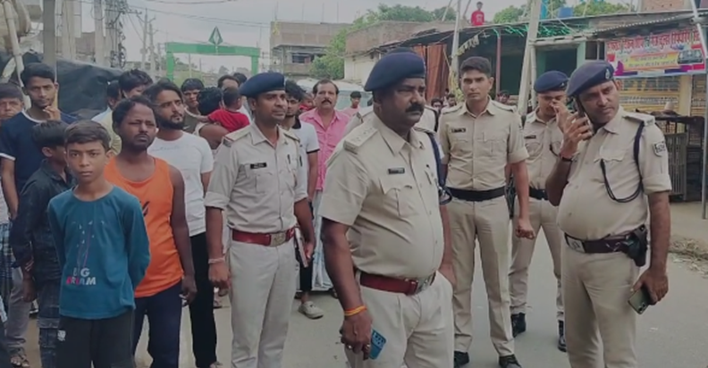 Bhagalpur Crime : Badmashon ne yuvak ko chaku maar kar kiya Bhagalpur Crime : Badmashon ne yuvak ko chaku maar kar kiya