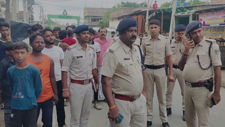 Bhagalpur Crime : Badmashon ne yuvak ko chaku maar kar kiya 