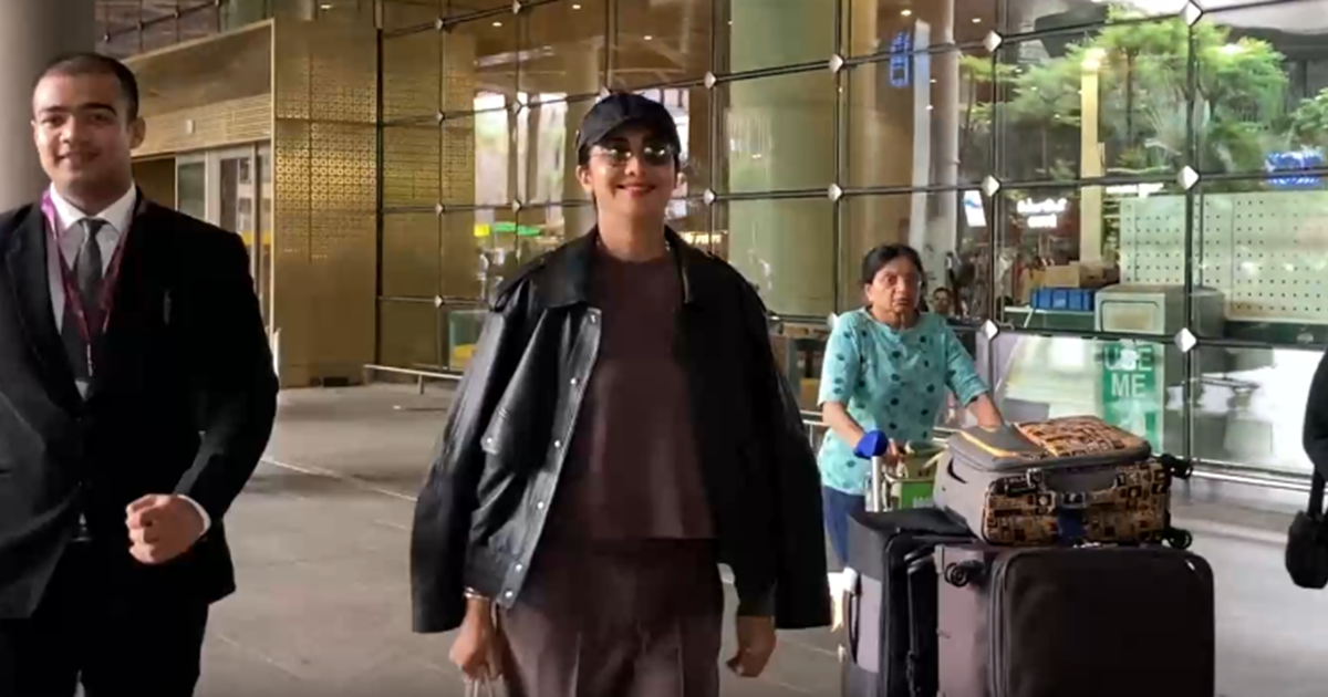 Mumbai Airport par Wheelchair par nazar aayi Shilpa Shetty k