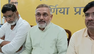 Sharabbandi poori tarah vifal hai, ghar-ghar sharab mil raha... JDU aur BJP ke log bhi shamil...