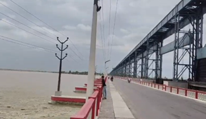 Bihar Flood : Kosi ke jalstar mein utaar chadhaav se dehshat mein Kosi tatbandh ke gramin...