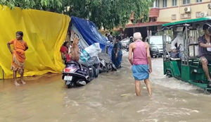 Bihar Flood News: Rajdhani Patna hua jalmagn, Boring road chauraha samet kai ilake mein paani...