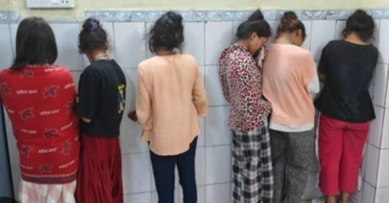 Dilli, Nepal aur Bengal se Bihar lai gai thi naabalig ladkiy Dilli, Nepal aur Bengal se Bihar lai gai thi naabalig ladkiy