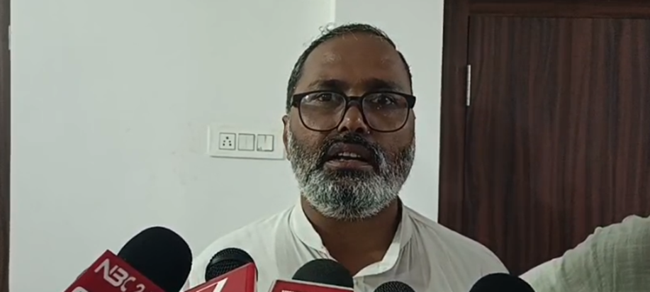 Makhdumpur mein RJD karyakartaon ki bagavat ke sur tej, Vidh Makhdumpur mein RJD karyakartaon ki bagavat ke sur tej, Vidh