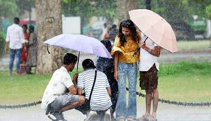 Bihar Weather Update: Bihar mein logon ko garmi se milegi rahat, in 10 zilon mein hogi bhayankar baarish, IMD ka alert.