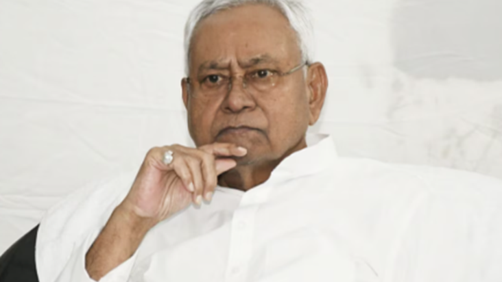 Bihar Politics: Nitish Kumar ko bada jhatka, JDU ki ticket p