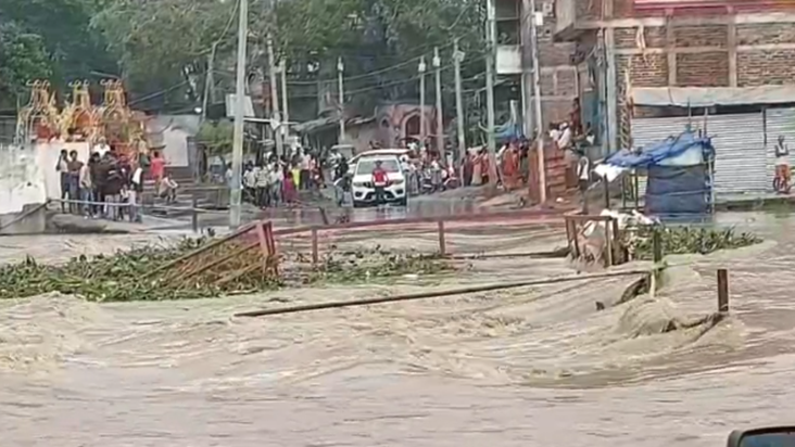 Bihar Flood Video: Bihar mein mandraya baadh ka khatra, laga