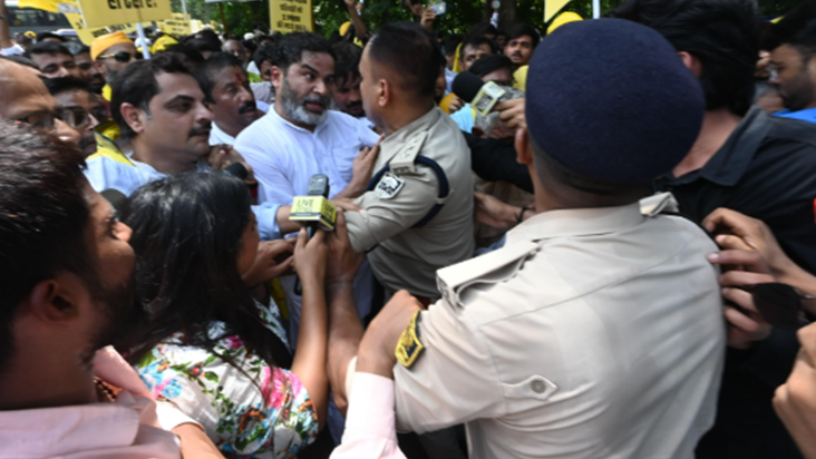 Prashant Kishor ko Vidhansabha gherav karna pada bhari, Pras